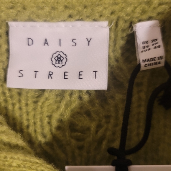 ASOS X Daisy Street cable knitted sweater NWT!! - Picture 5 of 9